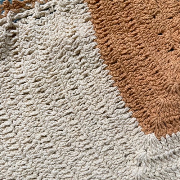 B.O.G Collective Crochet Cropped Triangle Halter Top Size Large NWT - Picture 6 of 8